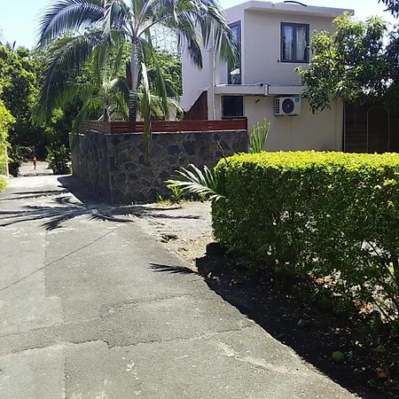 Mau Lakaz Villa Belle Mare Exterior photo